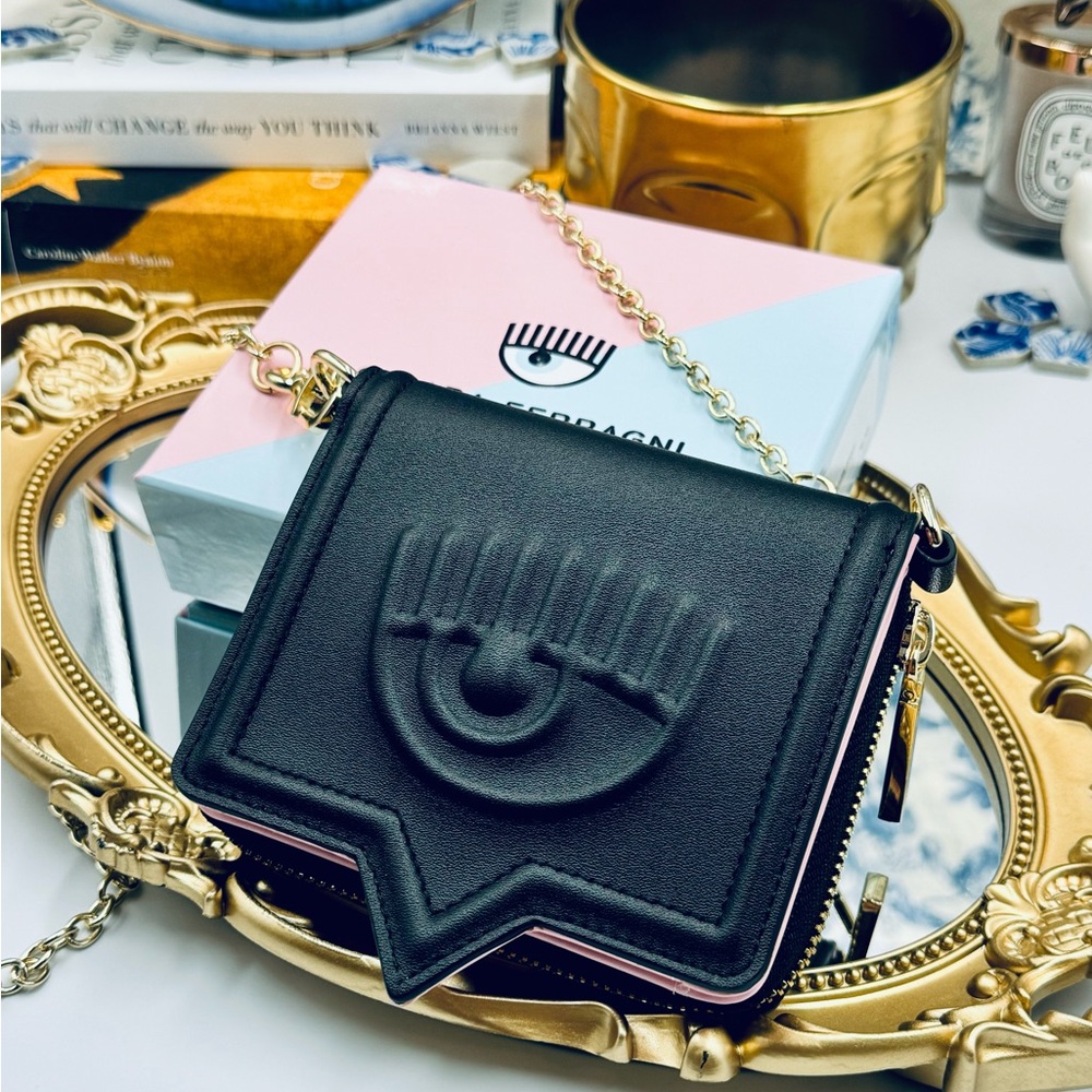 🆕 CHIARA FERRAGNI 🧿 BNIB Eyelike Motif Chain Linked Wallet - Black - WOC - Picture 16 of 16